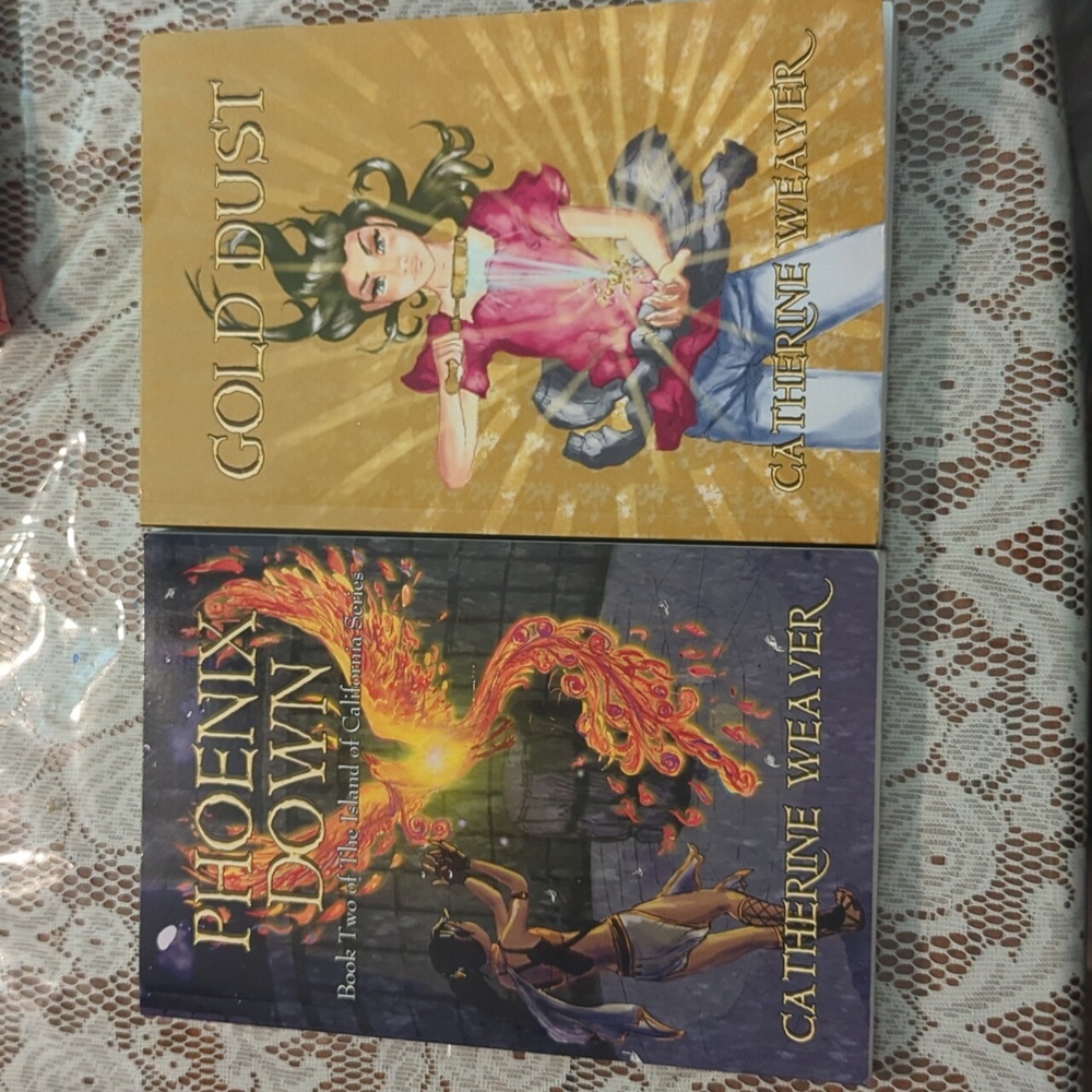 Gold dust / Phoenix down  by Catherine Weaver